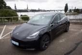 Rent a car Tesla Model 3 Long Range - Riga
