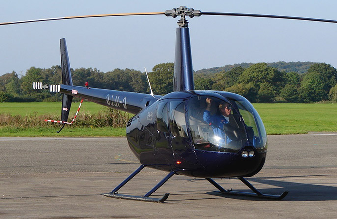 Аренда вертолета в Латвии Robinson r44